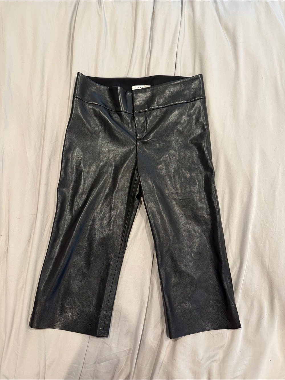 Alice + Olivia Black Faux Leather Capri Pants